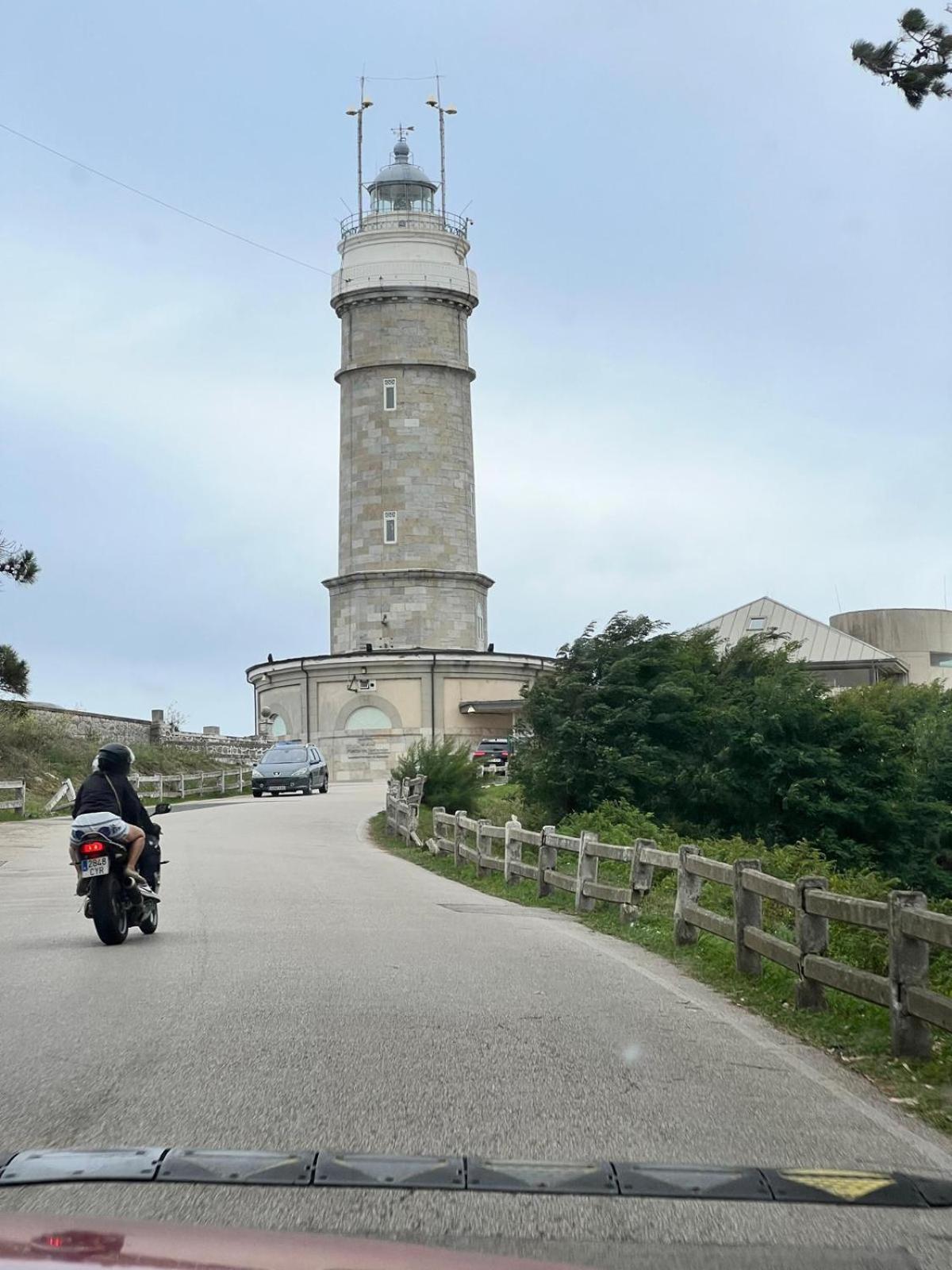 Apartament El Pisuco De Lu Entre Puertochico Y El Sardinero Santander Zewnętrze zdjęcie